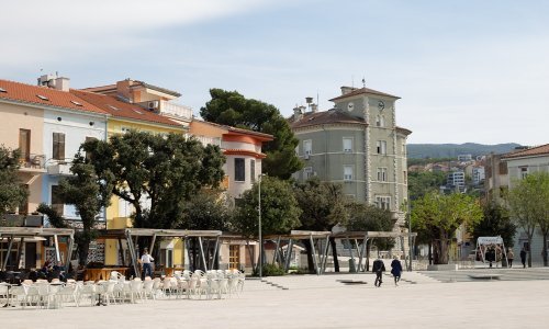 Jadran hoteli i kampovi slave 60 godina