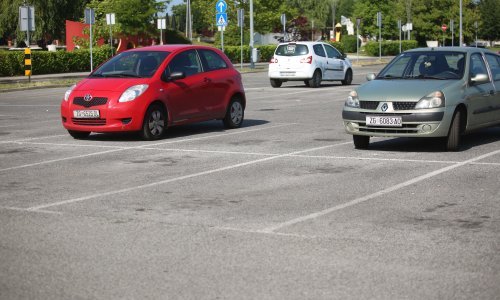 Stariji od 65 u ovom gradu platit će samo jedan euro za mjesečnu parking kartu