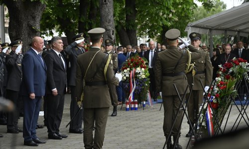 Budnicom u Okučanima počelo obilježavanje VRO Bljesak