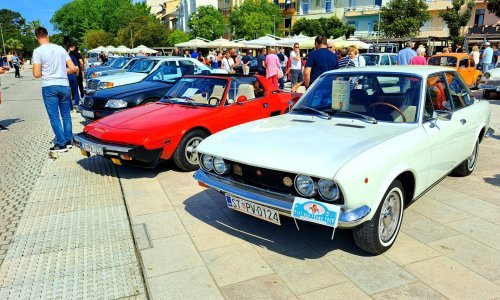 Starodobni automobili u Crikvenici: Podsjećanje na burnu prošlost i raznolike kulture primorskog kraja