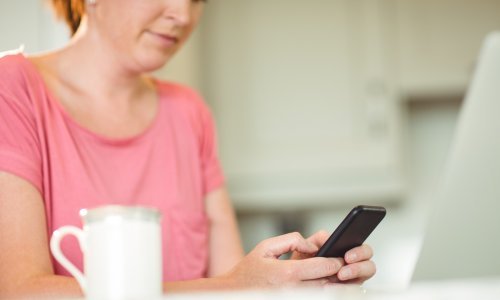 Gdje na Androidu i iPhoneu možete pronaći svoj telefonski broj