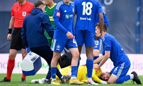 Pogledajte tešku ozljedu golmana Rudeša; pao je u nesvijest...