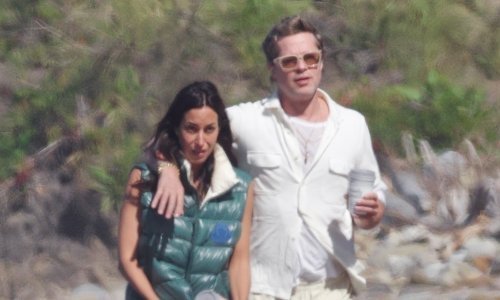 Zagrljeni na plaži: Brad Pitt i Ines de Ramon ne skrivaju svoju ljubav