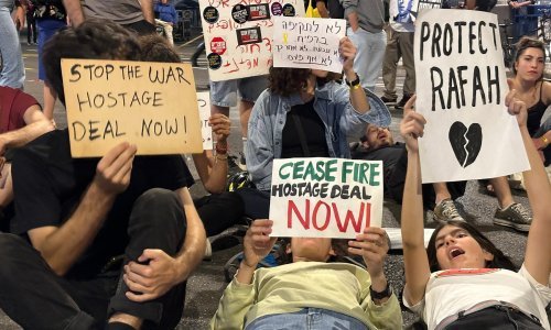 Tisuće ljudi prosvjedovale u Tel Avivu za puštanje talaca i protiv premijera