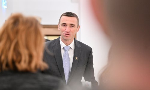 Paljba po Penavi na društvenim mrežama: Judo, izdao si narod!