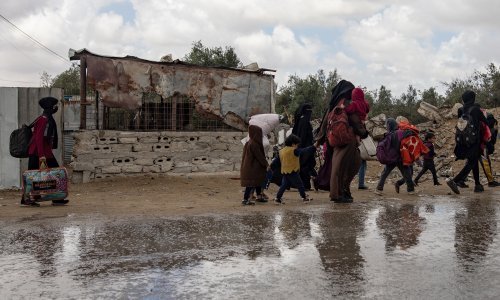 Izrael zračno napada Rafah dok poziva na evakuaciju iz tog dijela enklave
