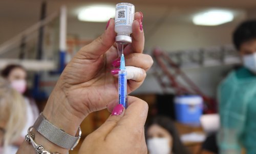 Nakon što je prodala tri milijarde doza, AstraZeneca povukla cjepivo protiv covida