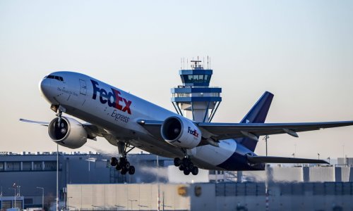 Novi udar za Boeing: Pogledajte kako je sletio u Istanbul bez 
stajnog trapa