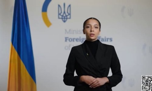 Ukrajinska diplomacija predstavila svoju AI glasnogovornicu: Upoznajte Victoriju Shi