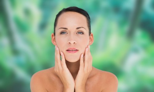 Za blistav i njegovan ten i iznad 50: Ovo su znakovi da koža dobro stari