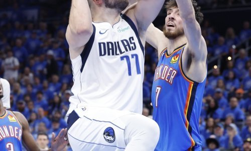 Dallas i Cleveland gostujućim pobjedama stigli do izjednačenja