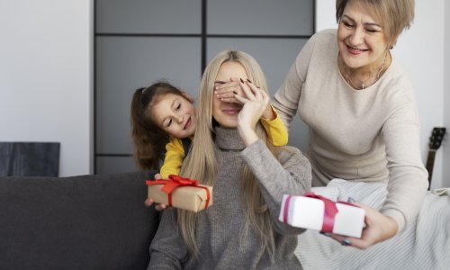 Tražite poklon za majku za Majčin dan? Imamo 5 prijedloga s kojima nećete pogriješiti