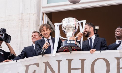 Modrić dobio najveće ovacije na proslavi titule; skandirali su mu nešto nezapamćeno!