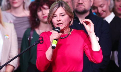 Benčić o DP-u: Oni koje drže ruku na srcu dok svira himna zapravo drže novčanik