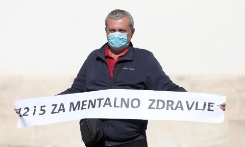 Mentalno zdravlje: Više od pola ljudi s poteškoćama nije dobilo pomoć
