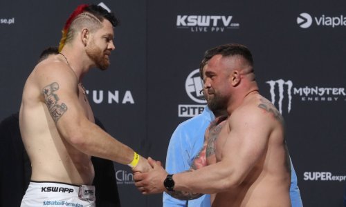 Bivši golman Chelseaja nastupio za poznatu MMA organizaciju; teško je nokautiran!