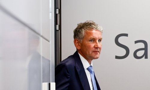 Jednom od čelnih ljudi AfD-a 13 tisuća eura kazne zbog nacističkog slogana