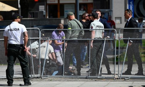 Slovačka policija pretražila kuću osumnjičenog za atentat na premijera