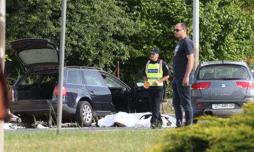 Četvero mrtvih kod Sinja. Liječnici se bore za život migranata, oglasio se Božinović