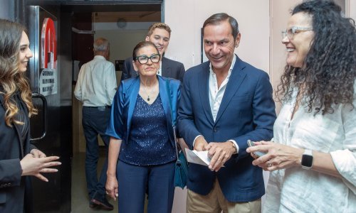 Pogledajte u čijem je društvu suprug Ane Gruice Uglešić stigao na premijeru svoje drage