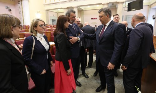 Objavljena imena novih ministara i program nove Vlade