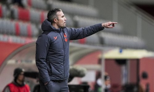 Ako može Xabi, može i on. Legendarni nizozemski napadač dobio prvi trenerski posao
