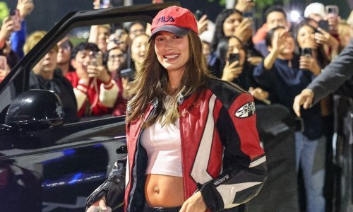 Hailey Bieber ponosno istaknula trudnički trbuščić