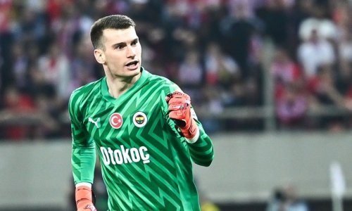 Dominik Livaković predvodio Fenerbahče s igračem manje do pobjede kod Galatasaraya