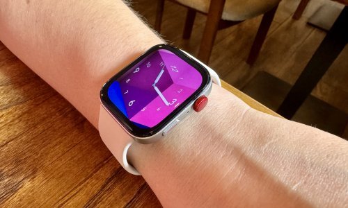 Velik ekran, prepoznatljiv dizajn i prihvatljiva cijena: Isprobali smo Huawei Watch Fit 3