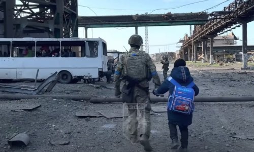 Zadnji dani očajničke obrane: Pogledajte kako su evakuirani civili iz Azovstalja