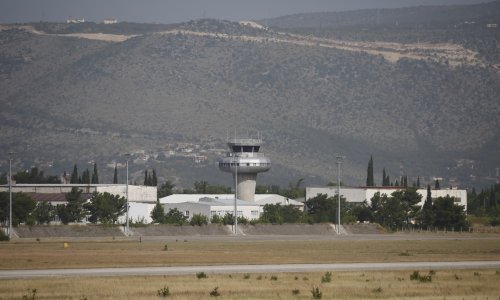 Zrakoplov prisilno sletio u Mostar, nastao kvar na stajnom trapu