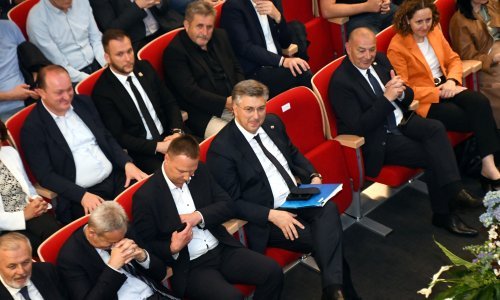Plenković u Bjelovaru predstavio kandidate za EU izbore: HDZ za moderni suverenizam