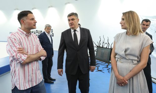 Predsjednik Milanović razgledao izložbu 37. Salona mladih