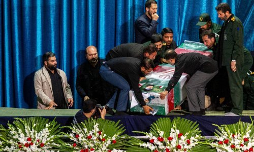 Tisuće ljudi u Teheranu na ispraćaju predsjednika Raisija