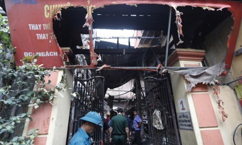 Najmanje 14 ljudi je poginulo u požaru u glavnom gradu Vijetnama