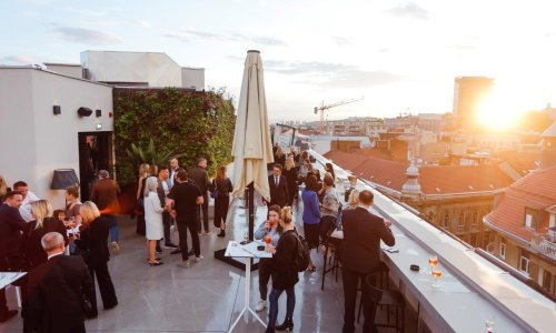 Rooftop bar art'otel Zagreb novo je IT mjesto u centru grada