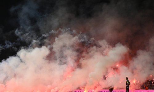 Pogledajte što je ostalo od travnjaka u Kranjčevićevoj nakon divljanja Torcide