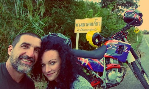 Plivanje s delfinima je out, Rupčić se kupa sa slonovima