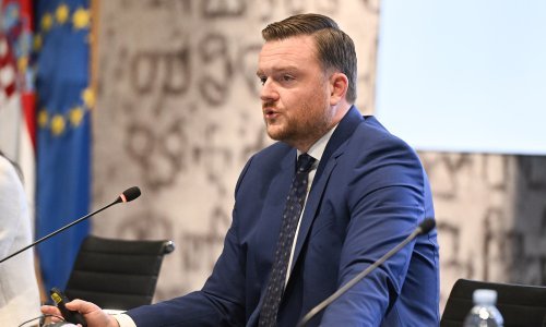 Primorac: Oko 4500 građana prvi dan obavilo upis za trezorske zapise