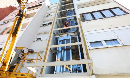 Umirovljenici zajedno: Možemo ugraditi dizala u 16.000 zgrada  europskim novcem