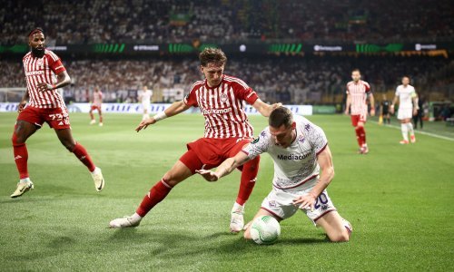 Olympiakos nakon velike drame šokirao Fiorentinu i osvojio svoj prvi europski trofej!