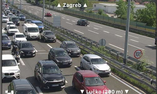 Lančani sudar na A1: Kroz tunel sv. Marko vozi se usporeno, jednim trakom