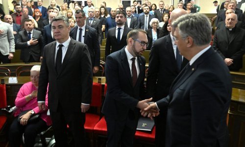 Dodijeljene nagrade Grada Zagreba: Milanović i Plenković ponovno na istom mjestu