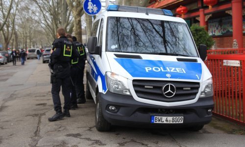 Njemačka policija ustrijelila napadača na protuislamskom skupu