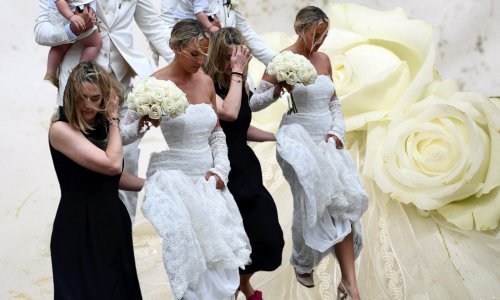 Pogledajte elegantnu vjenčanicu u kakvoj je zablistala snaha Roda Stewarta