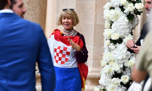 Svi su zapazili ovu gošću na dubrovačkom vjenčanju sina Roda Stewarta