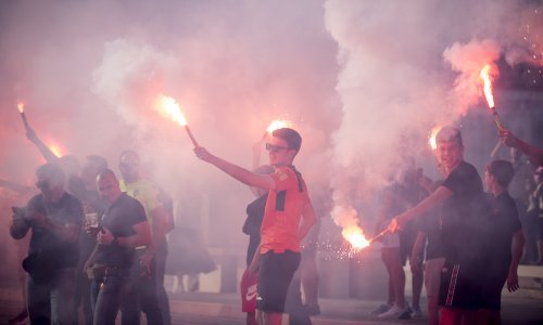 Pogledajte fotografije s veličanstvenog dočeka šibenskim nogometašima