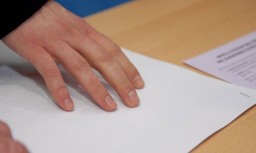 DIP osigurao prilagođene upute za slijepe i gluhe birače