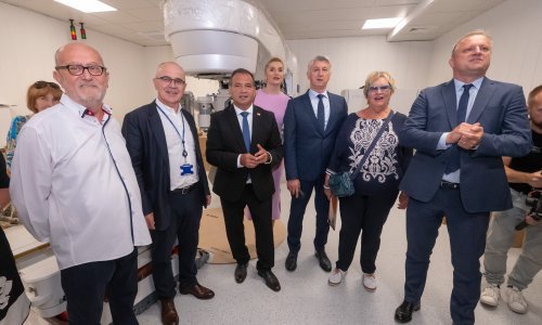 Beroš: Radimo sve da se smanje liste čekanja za onkološke bolesnike