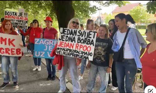 Prosvjed u Slunju: Pokoškale se gospođe zbog transparenta protiv HDZ-a